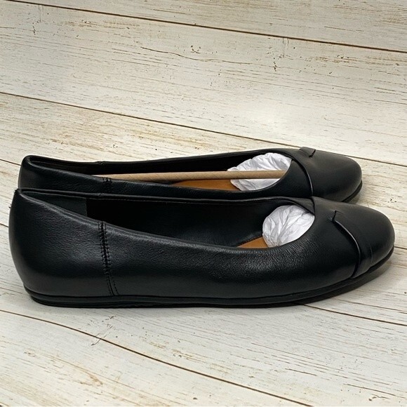 Zodiac Sadie Slip-On Flats Black - Size 8.5 - Picture 6 of 6